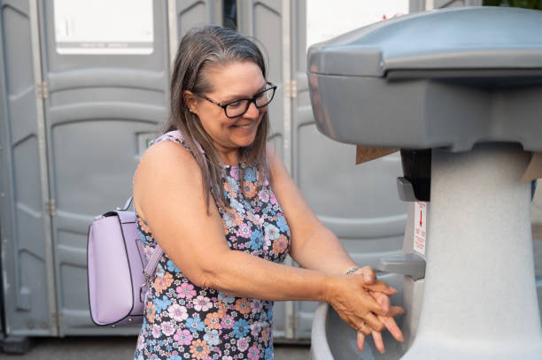 Portable Toilet Options We Offer in Harrisburg, SD
